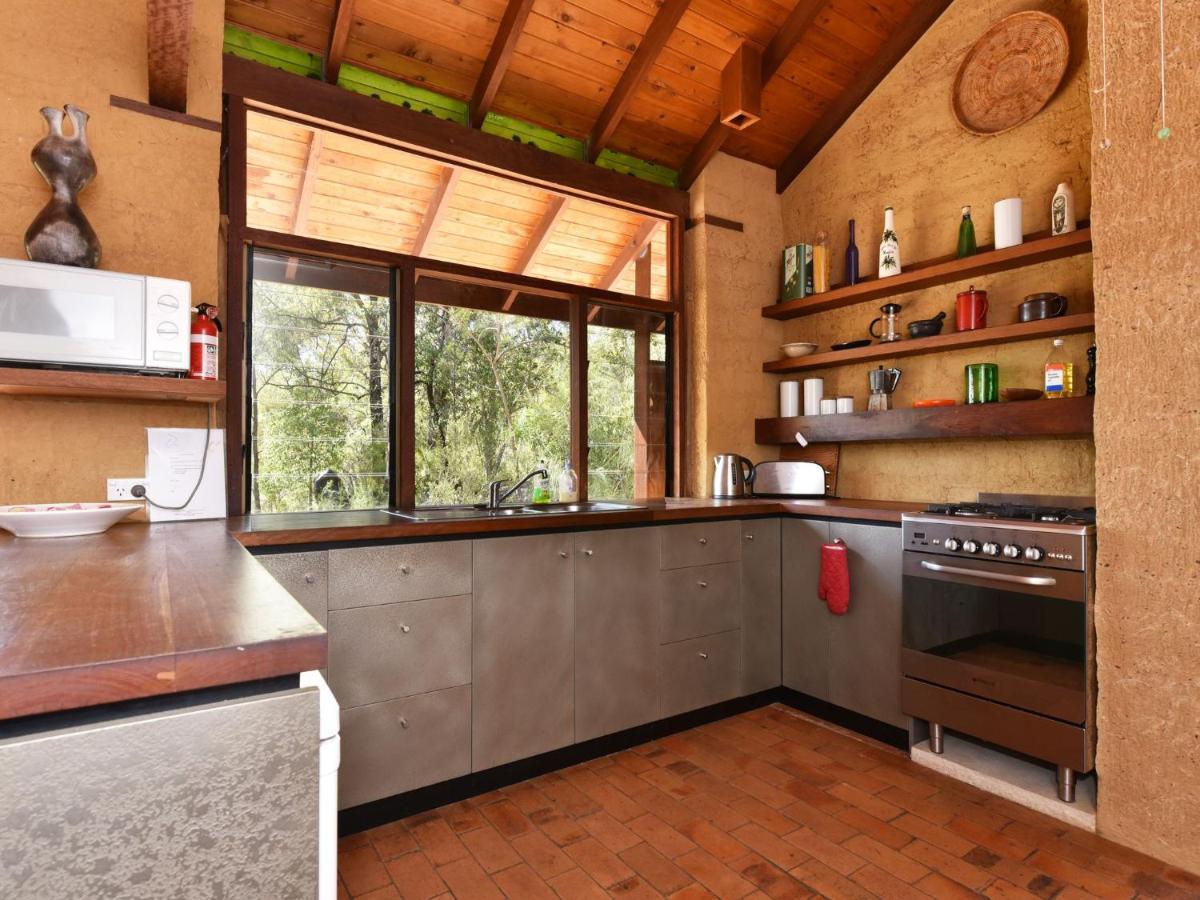 Corymbia Cottage Brokes Secluded Escape For Max 4 Eksteriør bilde